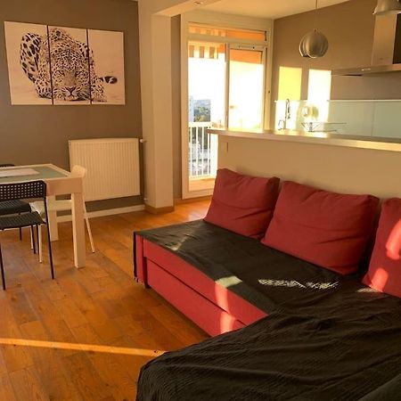 Ferienwohnung Residentiel Avec Parking Gratuit Marseilles Exterior foto